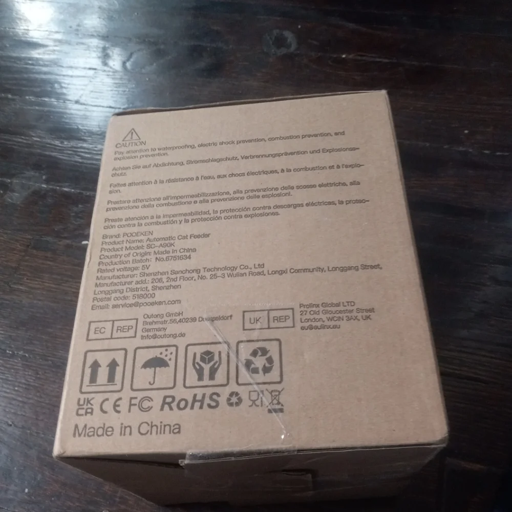 Pooeken open box